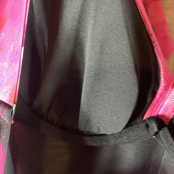 DKNY Women's Swimsuit S One Piece Ruffle‎ Pink Abstract Mirage Underwire NWT - Picture 7 of 8